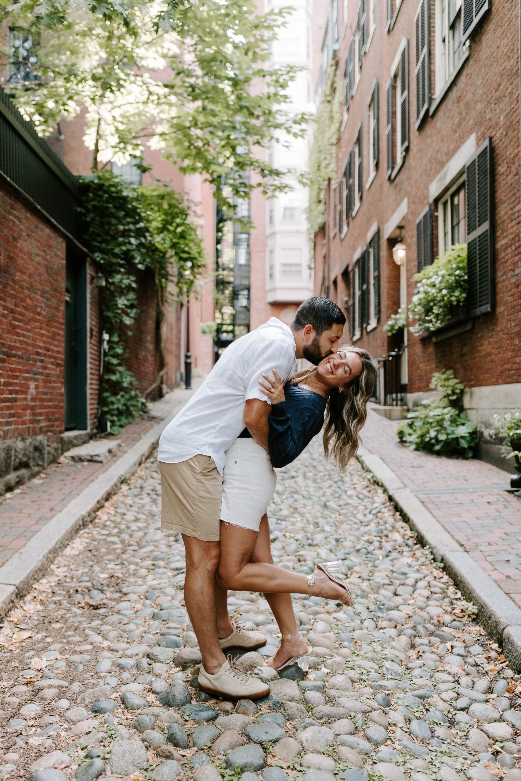 BEACON HILL BOSTON ENGAGEMENT SESSION