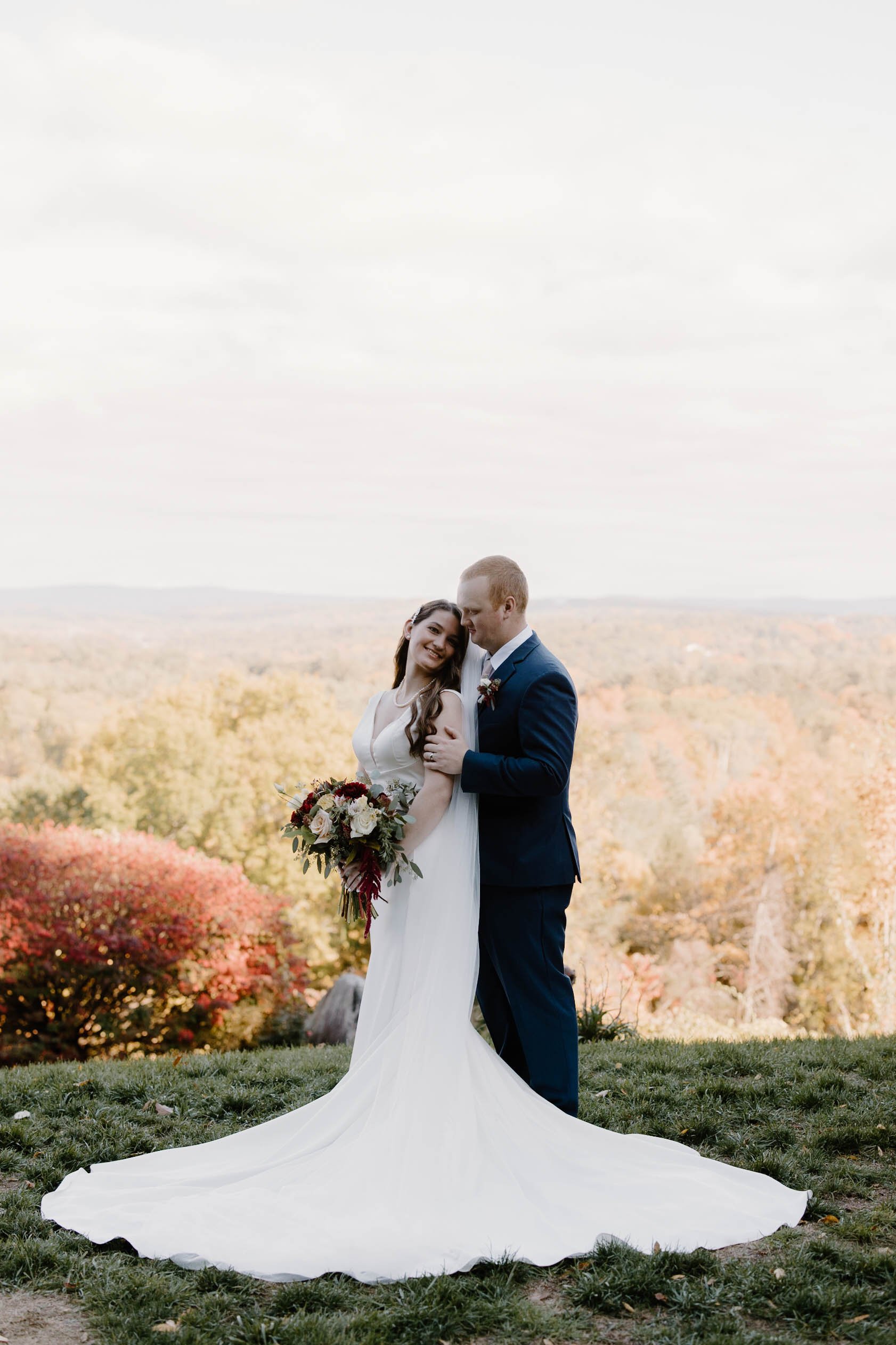 &nbsp;Fall New England Wedding at Mountain Rose Inn, Greenfield | Michaella &amp; Tom