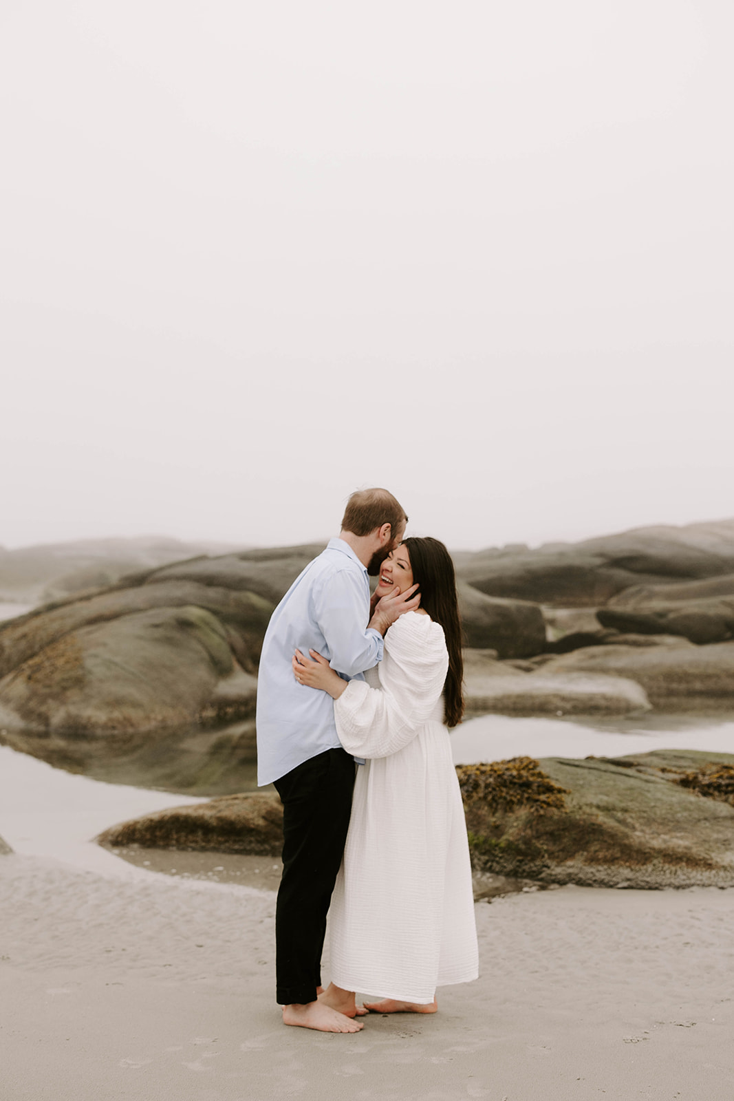 Wingaersheek Beach Pictures — Autumn & Sean’s Gloucester Engagement