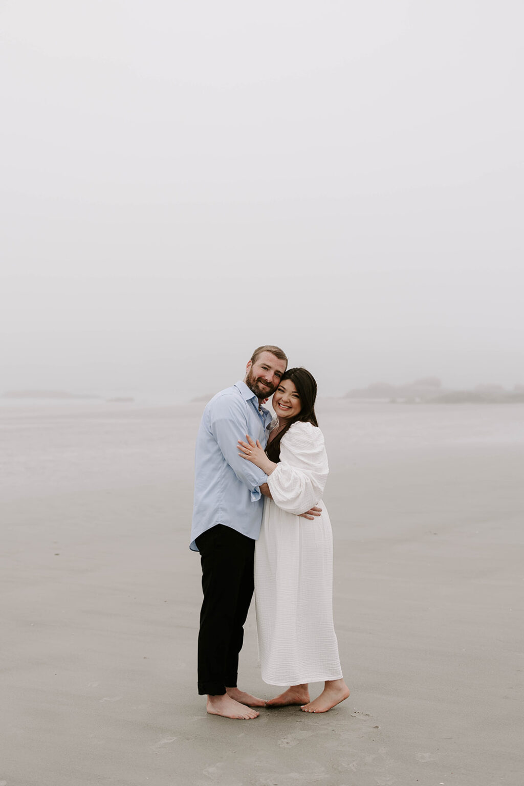 Wingaersheek Beach Pictures — Autumn & Sean’s Gloucester Engagement