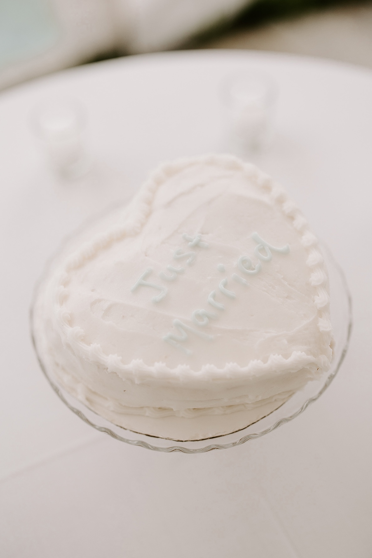 Homemade wedding cake for the Estate at Moraine Farm wedding reception