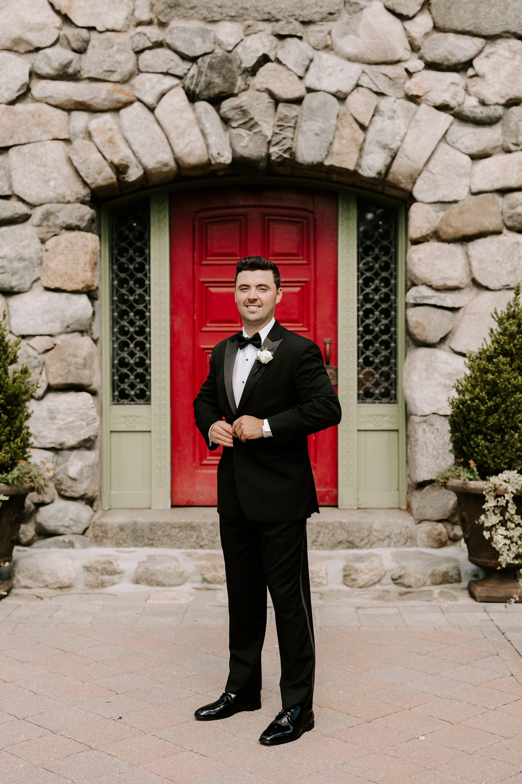 Groom at Willowdale Estate