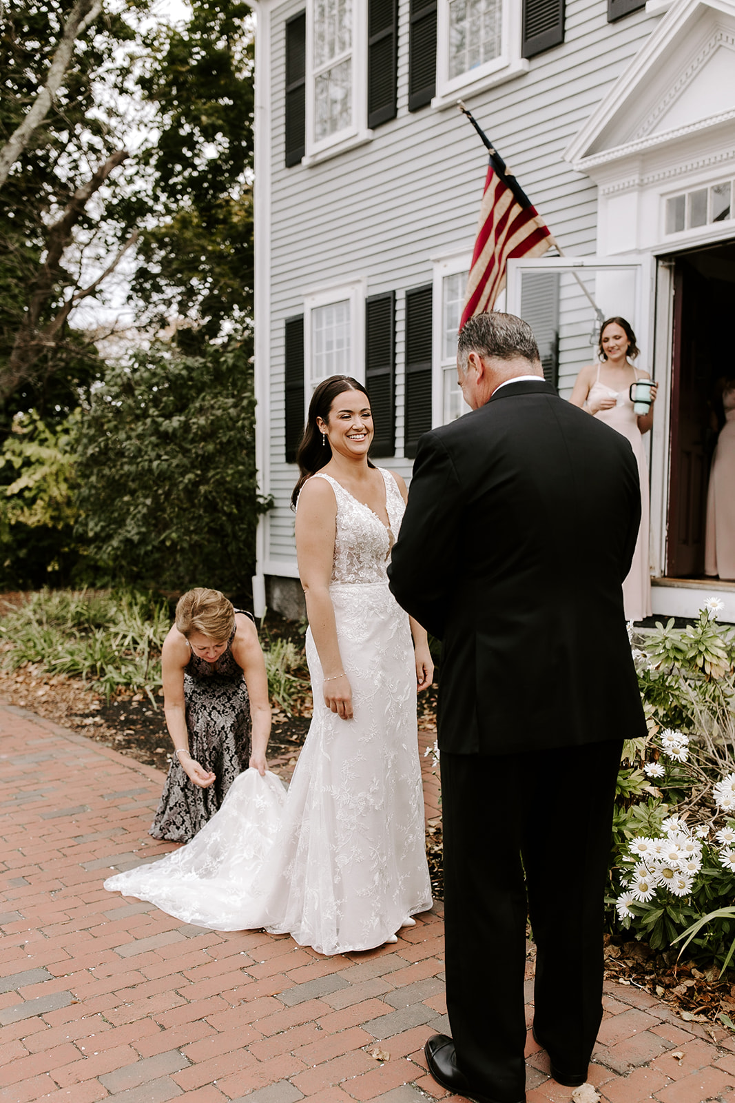Stunning bride shares a first look moment with her dad and rest of her family!