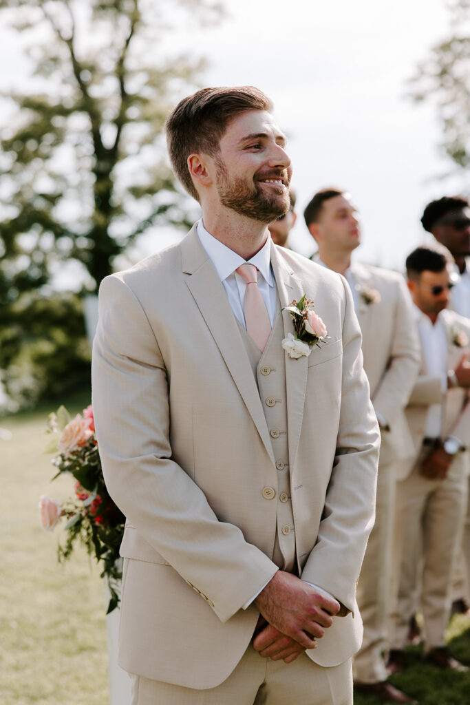 groom first look ceremony